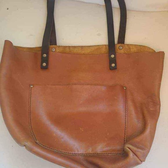 Purses & Backpacks - Picture 9 of 9